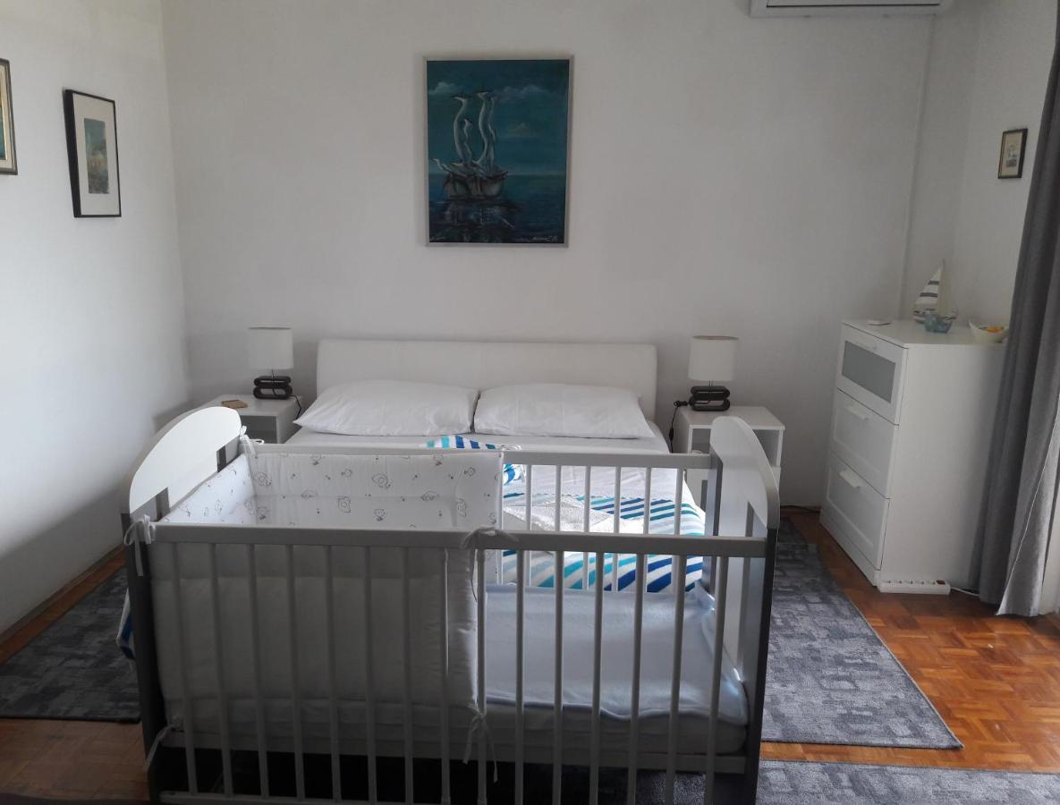 Apartman-Maja-Krk คิร์ก ภายนอก รูปภาพ