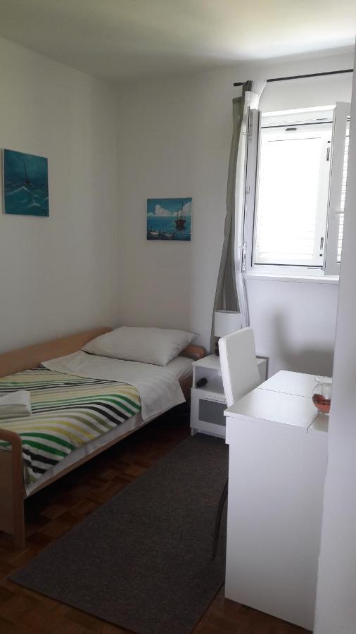 Apartman-Maja-Krk คิร์ก ภายนอก รูปภาพ