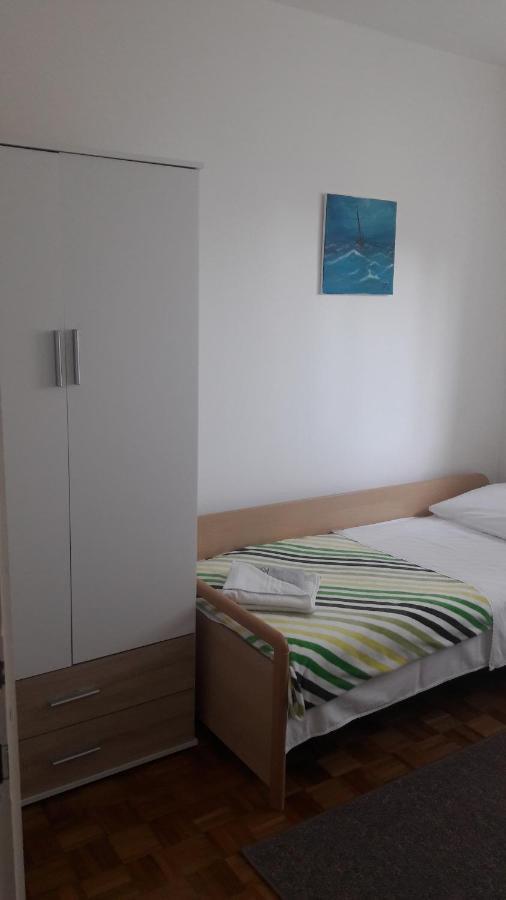Apartman-Maja-Krk คิร์ก ภายนอก รูปภาพ