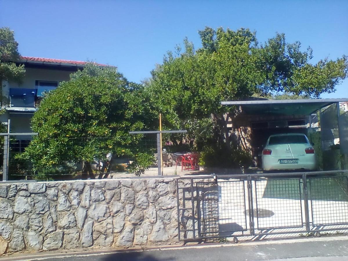 Apartman-Maja-Krk คิร์ก ภายนอก รูปภาพ